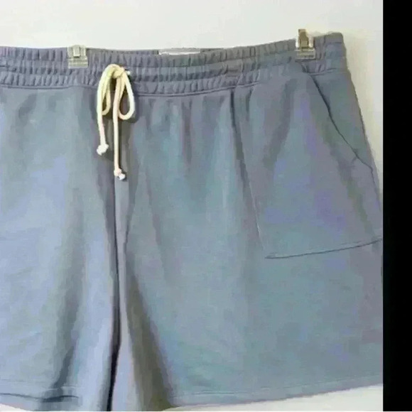 WOMENS LARGE SHORTS DRAWSTRING WAIST HIGH RISE REINFORCED THROUGH HIP AND THIGH - Picture 2 of 7